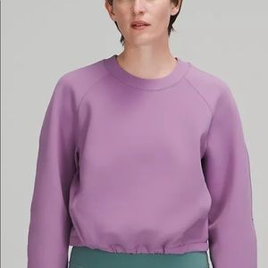 LuluLemon, NWT. AirWrap Crew